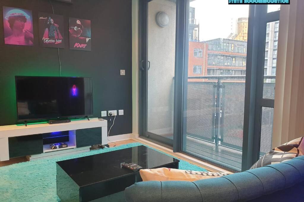 80S Retro 1Bed Studio Serviced Apartment Canary Wharf Perfect For Solo & Couple Travellers London Exteriör bild